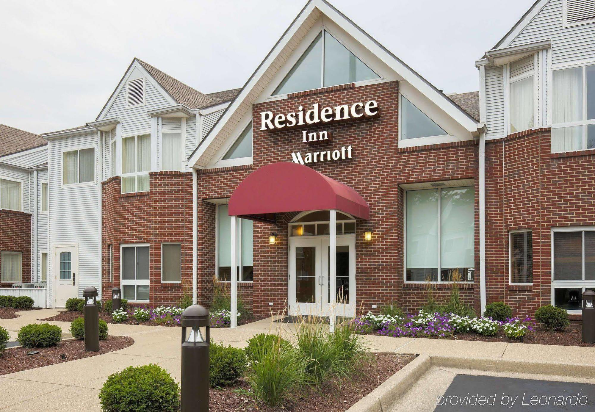 Sonesta Es Suites Cincinnati - Блу Аш Екстериор снимка